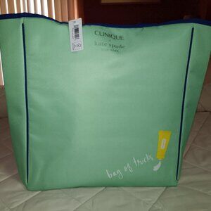 *PD* New Clinique Large Toiletry Tote